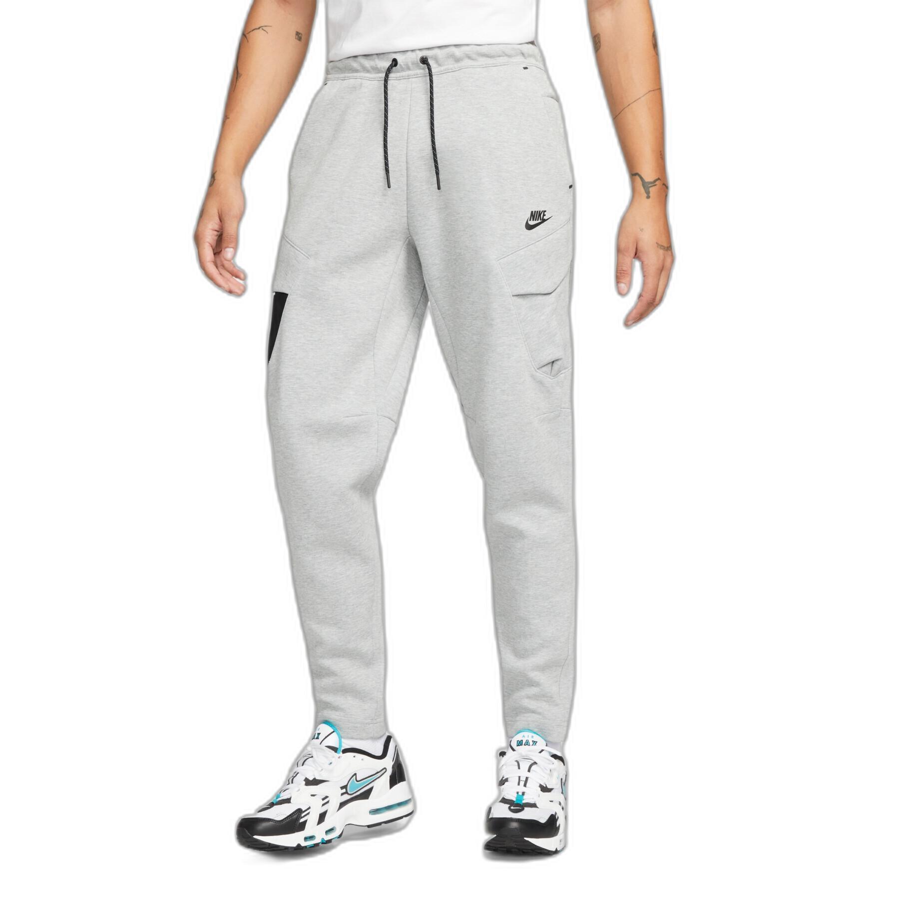 Pantaloni sportivi Nike Sportswear Tech Utility